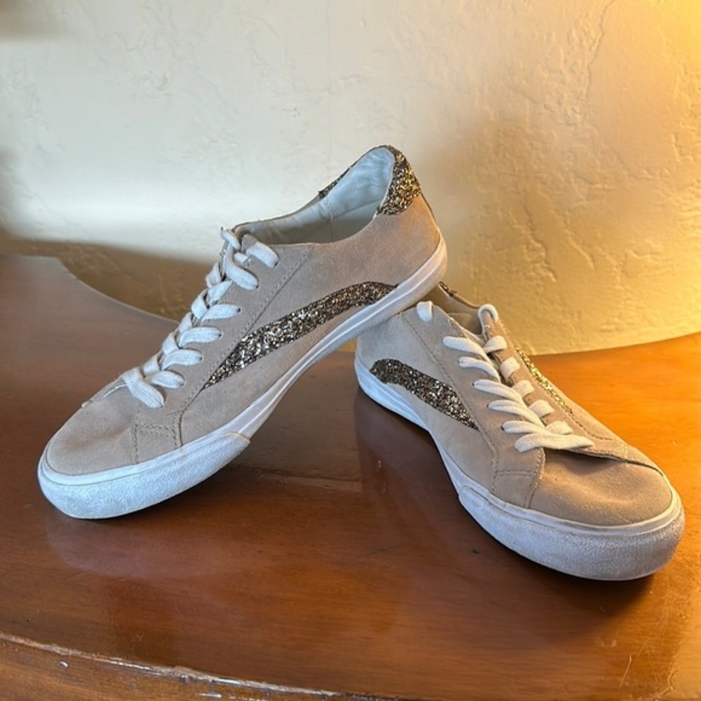Like New‎